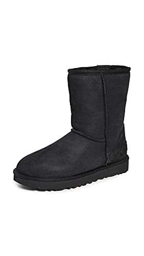 UGG Women's Classic Short Ii