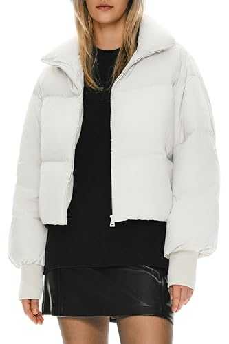 Orolay Women's Winter Puffer Jacket Mock Neck Cropped Coat Bubble Short Puffy Down Coat