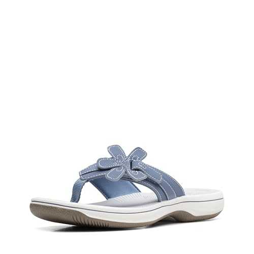 Women's Brinkley Flora Flip Flop, Denim blue synthetic