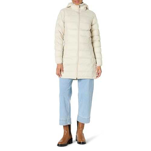 Amazon Essentials Women's Lightweight Water-Resistant Hooded Puffer Coat (Available in Plus Sizes)