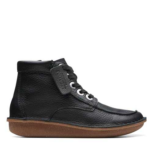 Clarks Women's Funny Cedar Fashion Boot
