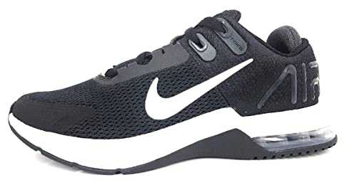 NIKE Men's Low Top Gymnastics Shoe