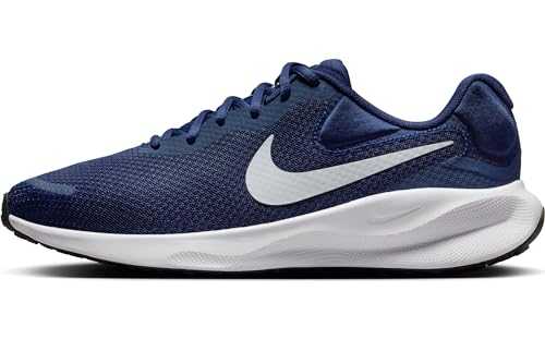 NIKE Men's Revolution 7Sneaker
