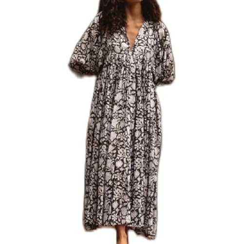 FeMereina Women Boho Floral Maxi Dress Puff Sleeve Flowy Long Dress V Neck Loose Fit Shirtdress Bohemian Tiered Sundress