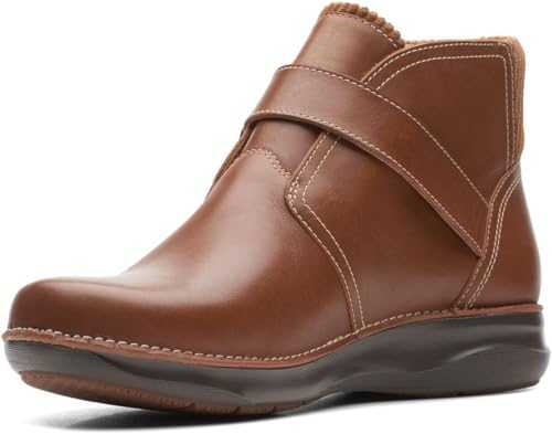 Clarks Women's Appley Mid Boot
