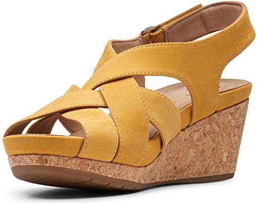 Clarks Women's Un Capri Step Wedge Sandal, Yellow Nubuck, 9 UK