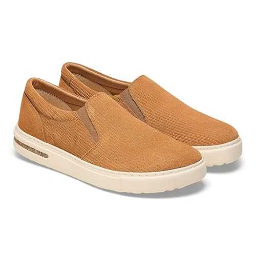 Oswego Men's Slip On Sneakers