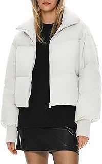 Orolay Women's Winter Puffer Jacket Mock Neck Cropped Coat Bubble Short Puffy Down Coat